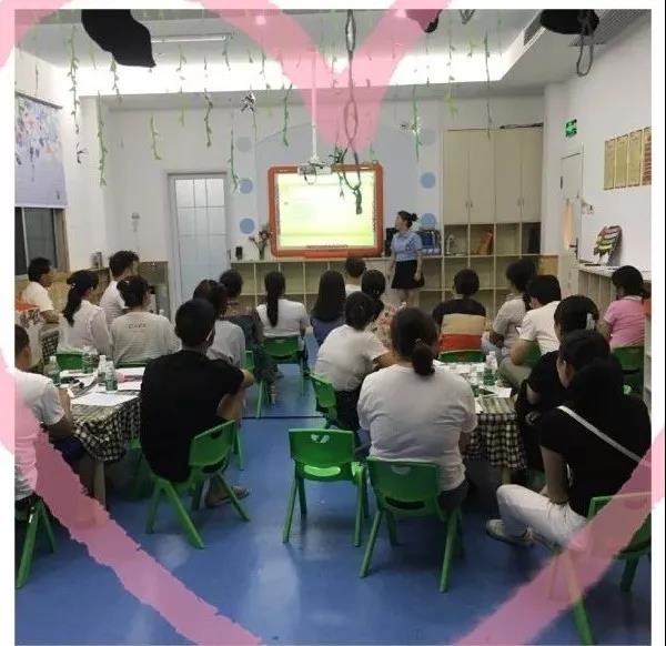 春蕾幼儿园晨练锻炼,春蕾幼儿园防震演习,春蕾幼儿园奥尔夫音乐课程,常德市武陵区春蕾幼儿园